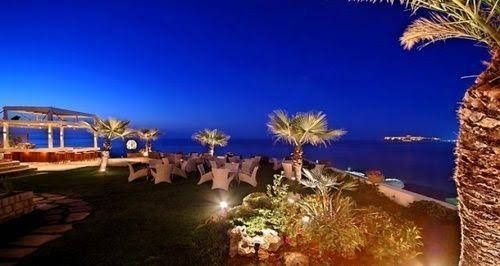 Cavo Seaside Luxury Suites3