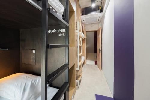 Bunk Bed in Mixed Dormitory Room