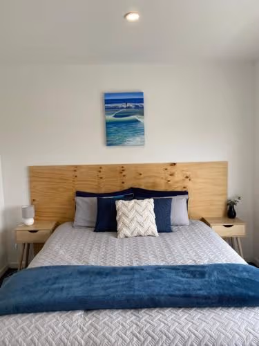 Queen Room with Shared Bathroom