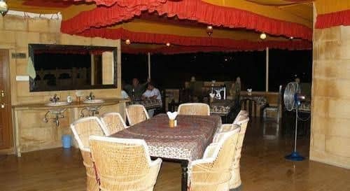 Vista Rooms at Patwa Haveli Road Vista Rooms at Patwa Haveli Road