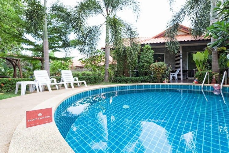 เพ็ญนภา ชาเล่ต์ (Pennapa Chalet)1
