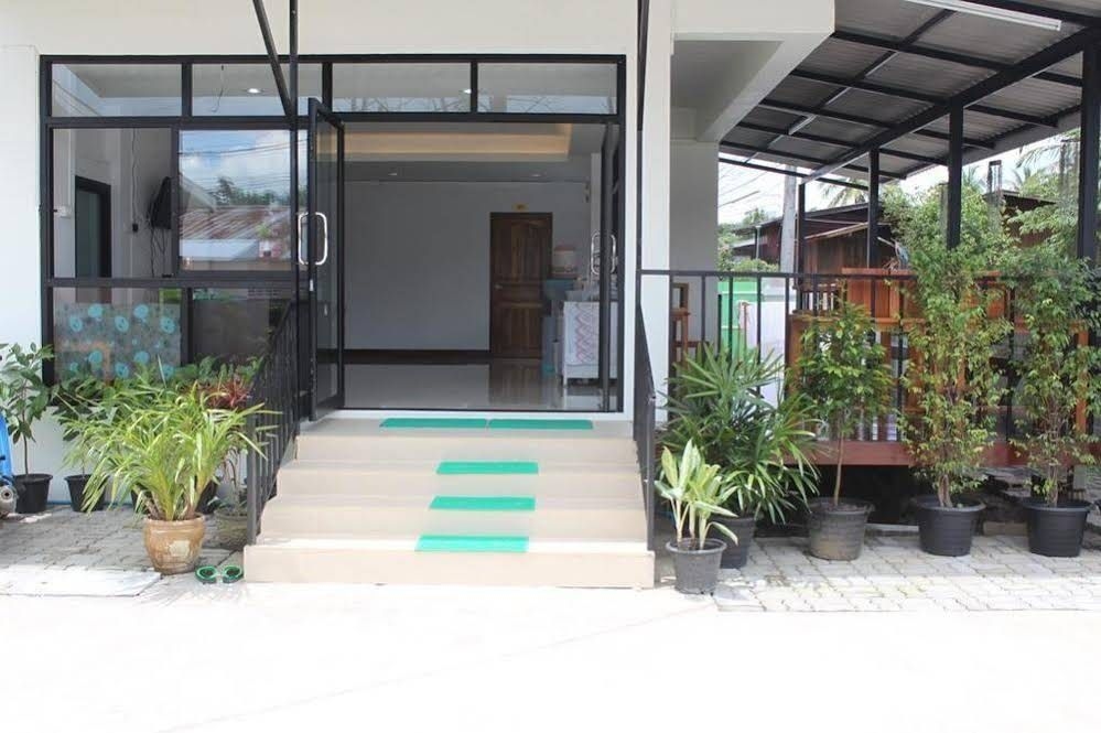 T. House1