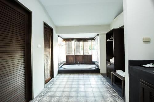 Deluxe Double Room with Bath