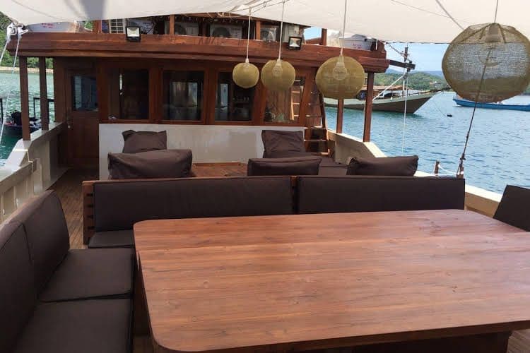 Nyaman Boat Nyaman Boat