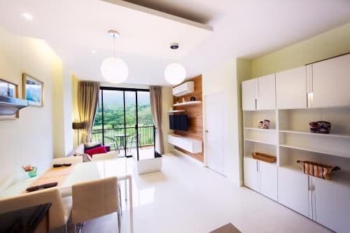 Two-Bedroom Apartment with Mountain View