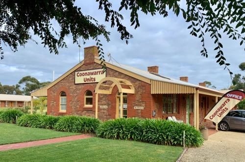 คูนาวาร์รา เพลส (Coonawarra Place)0