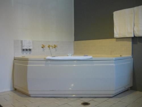 Heritage Motor Inn Goulburn1