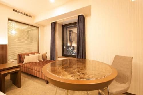 Deluxe Twin Room - Non-Smoking (2 Adults)