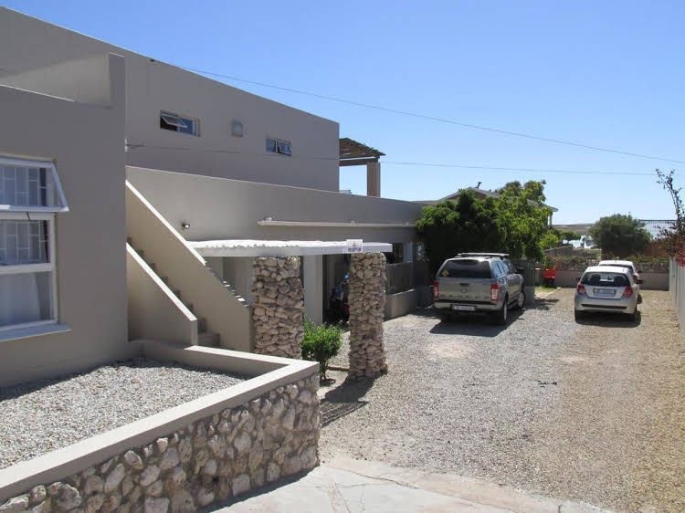 Due South Guest House0