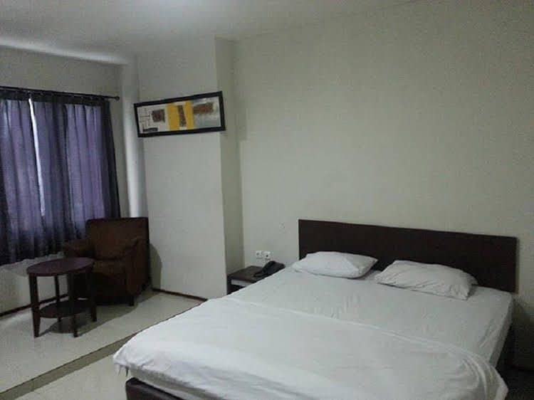 SUPER OYO Collection O 91409 Hotel Fiducia Otista 153 - 157 SUPER OYO Collection O 91409 Hotel Fiducia Otista 153 - 157