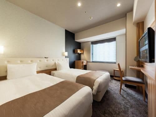 Superior Twin Room - Non-Smoking - Breakfast Box Included