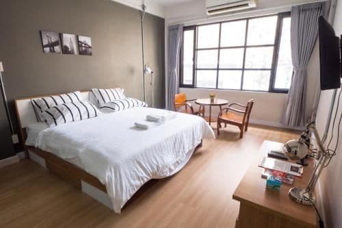 Studio Apartment