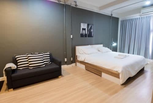 Studio Apartment