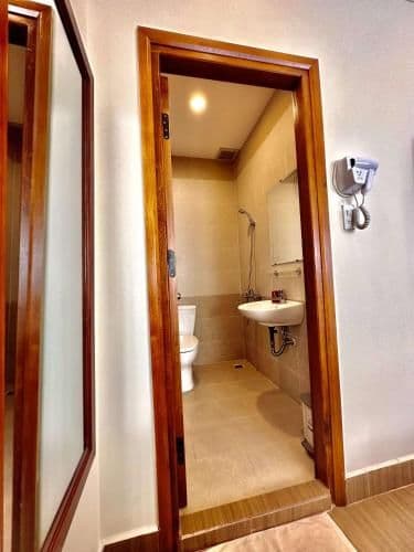 Deluxe Double Room (2 Adults + 1 Child)