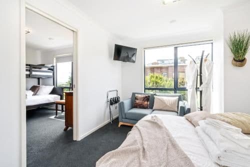 Deluxe Family Suite
