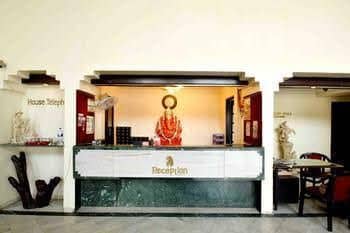 OYO Rooms Near CHL Hospital Indore OYO Rooms Near CHL Hospital Indore