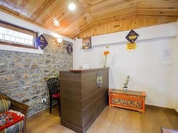 OYO Premium Mall Road Near Raj Bhavan Darjeeling0