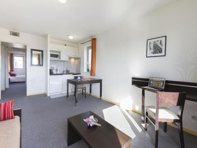 APARTMENT ONE BEDROOM
