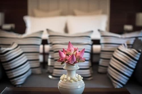 Junior Plunge Pool Suite - Free Airport Transfers + Mini-Bar