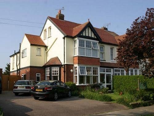 Uplands Guest House0