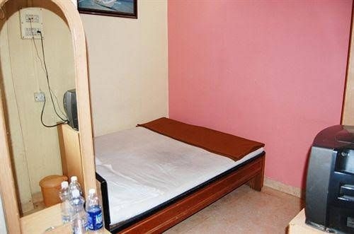 Eden Guest House and Dormitory Hostel3
