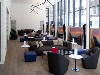Doubletree by Hilton Tower of London Hotel0