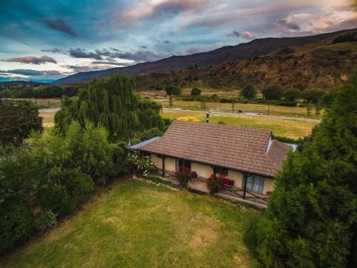 Cardrona Cottage0