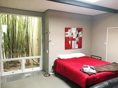 Four-Bedroom Apartment with Terrace
