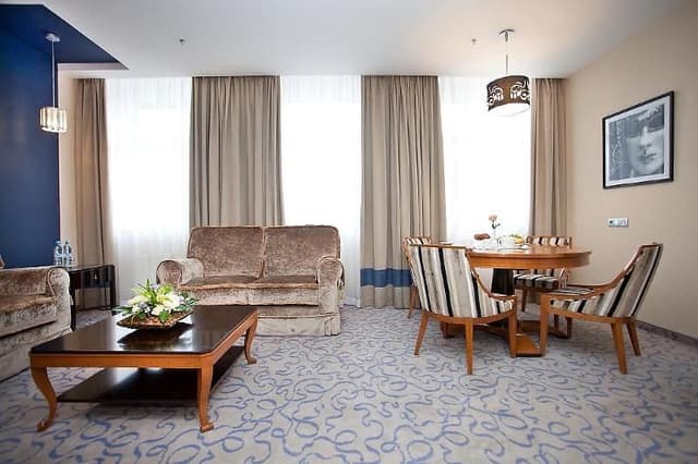 SUITE STANDARD