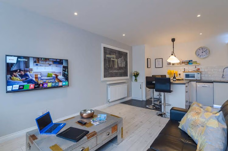 Alfred St Apartment0