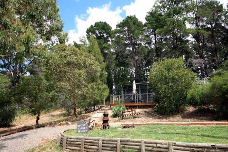 Karawatha Cottages B and B Karawatha Cottages B and B