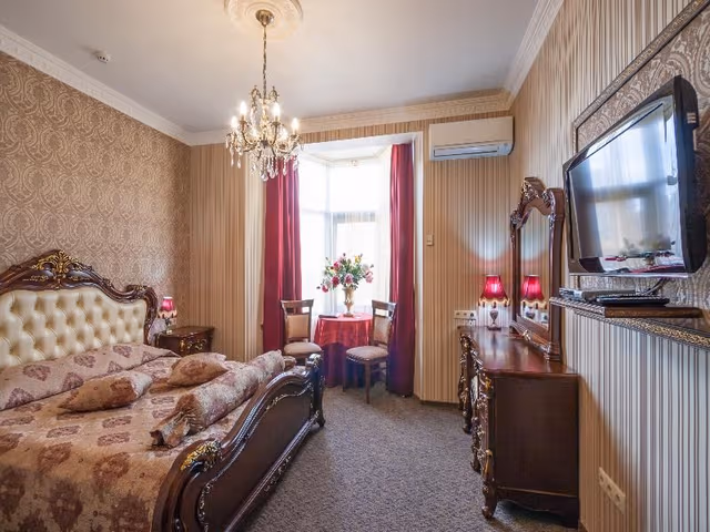 SUITE CAPACITY 1