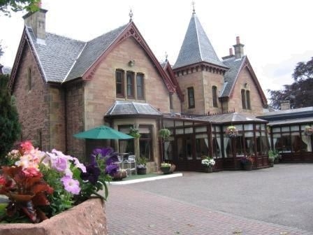 เครกมอนี โฮเทล อินเวอร์เนส (Craigmonie Hotel Inverness)0