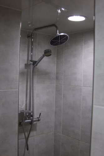 C&B Hotel1