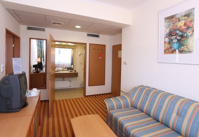 JUNIOR SUITE STANDARD