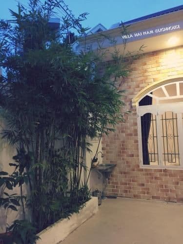 Villa with Garden View