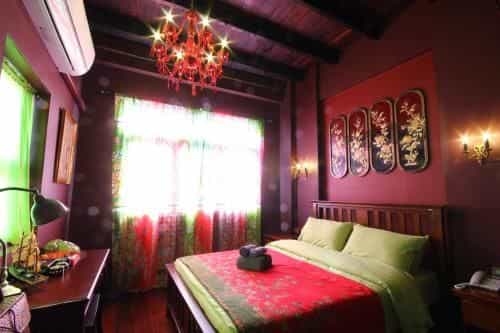 Baan Nai Nakhon Baan Nai Nakhon