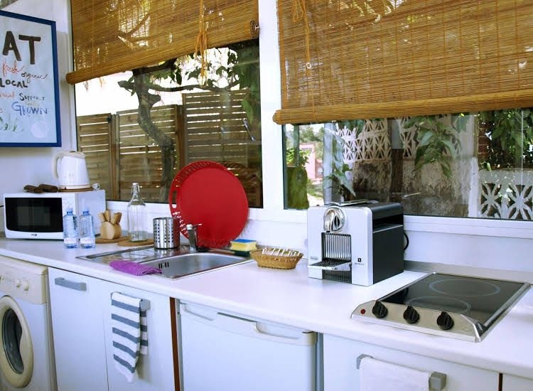 Flatguest Glass House0