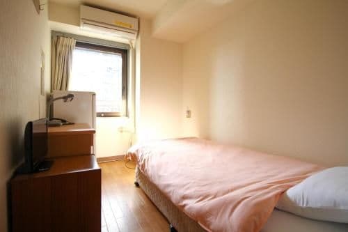 Single Room - Non-Smoking