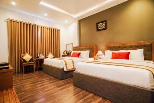 Deluxe Family Room