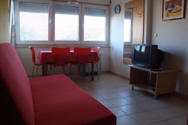 APARTMENT CAPACITY 4