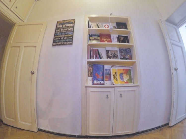Opera Rooms and Hostel0