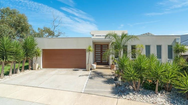 Currawong Close Rejuvenate Stays0