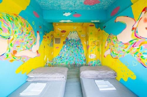 Art Concept Twin Room
