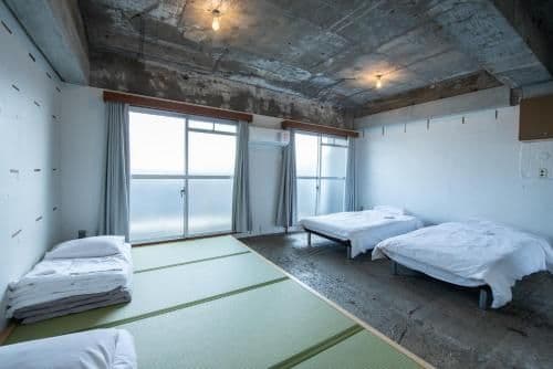 Room with Tatami Area with Shared Bathroom and Toilet