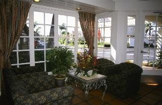 Best Western Lamplighter Inn & Suites At Sdsu2