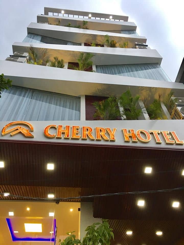 Cherry Hue Cherry Hue