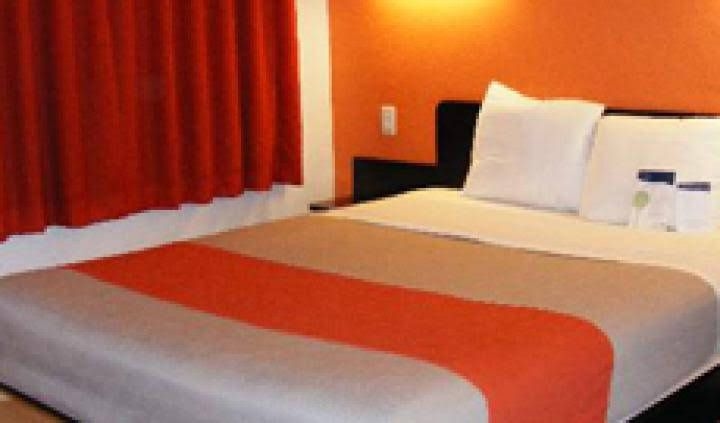 Tulip Hotel1
