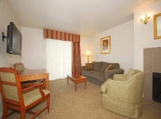 Best Western Colonial Inn4
