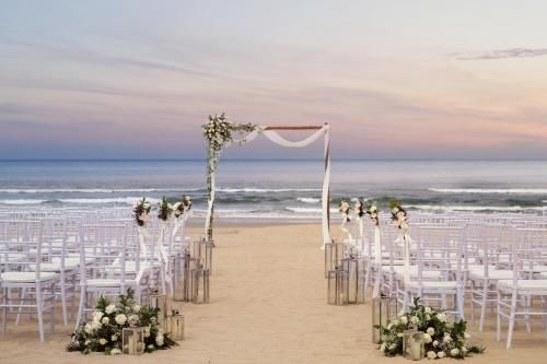 Sheraton Grand Danang Resort & Convention Center1